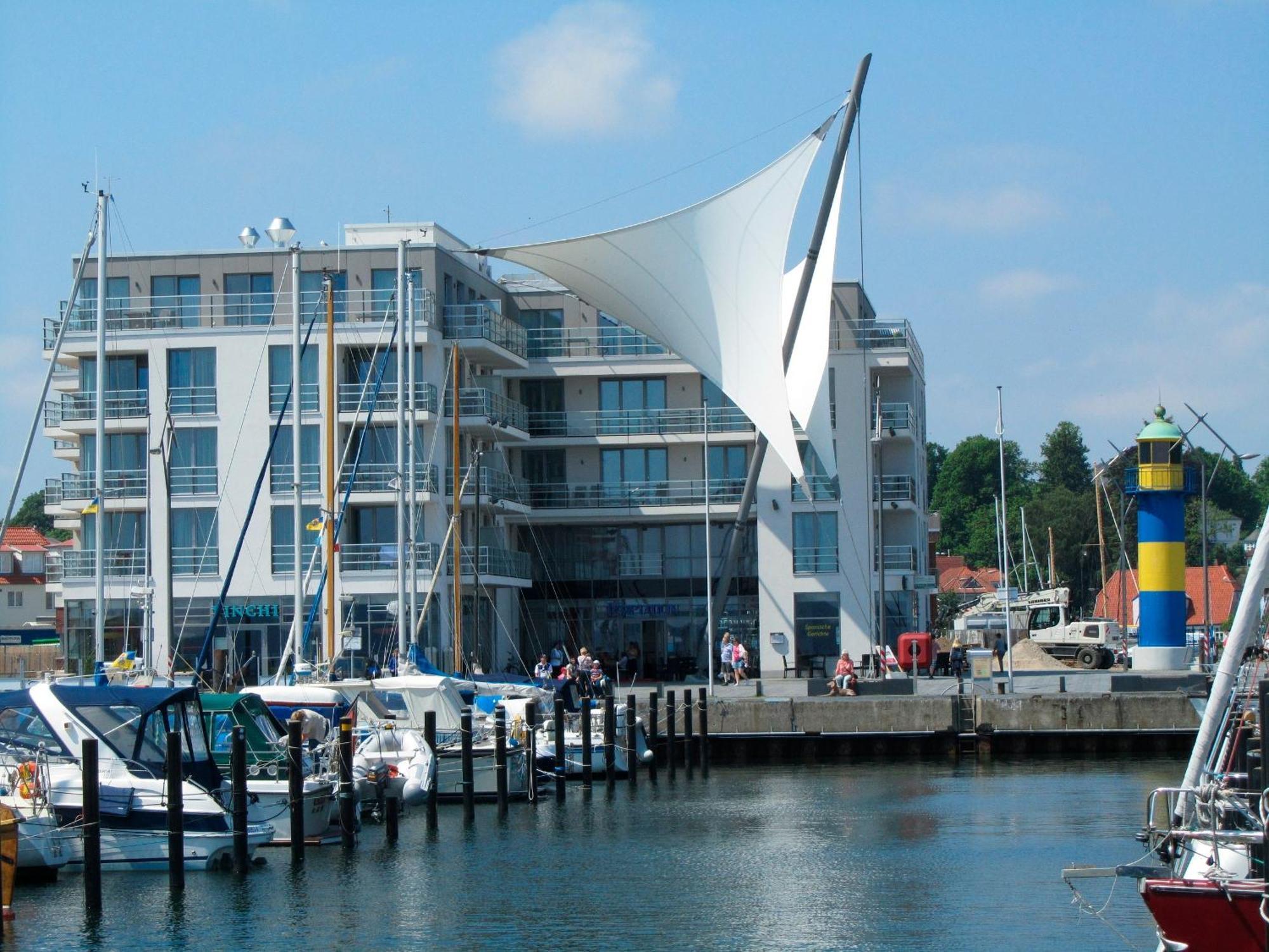 Apartmenthaus Hafenspitze: Yacht Harbor View Apartment Eckernfoerde Exterior photo